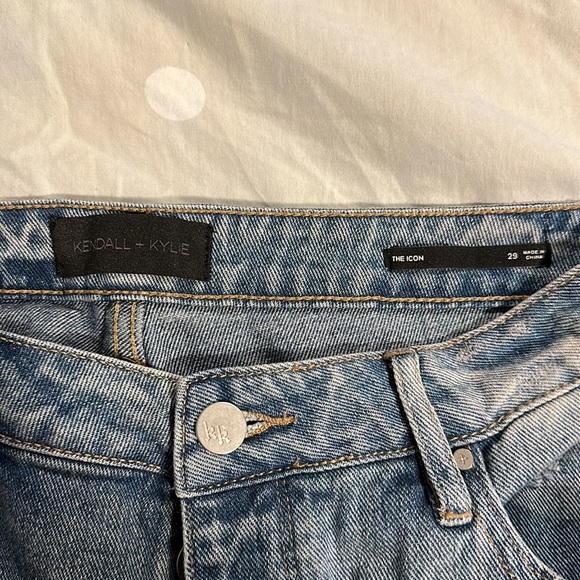 Kendall and Kylie Jeans - Picture 5 of 5